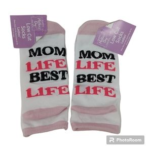 NWT Set of 2 Mom Life Best Life Gripper Socks Low Cut Ankle Happy Mother's Day